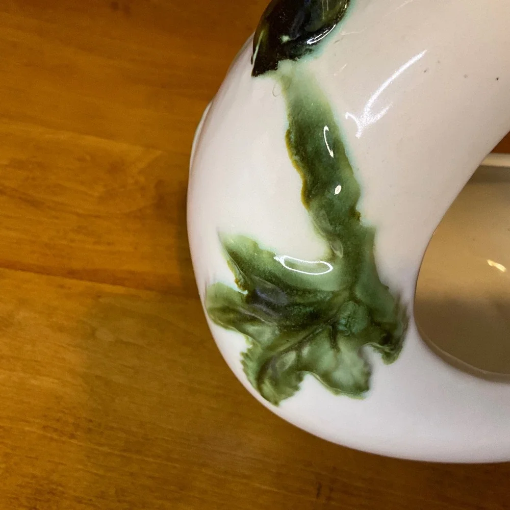 Hull Vintage Tokay USA‎ Ceramic Moon Basket Planter Green Grapes Vine MCM 11in